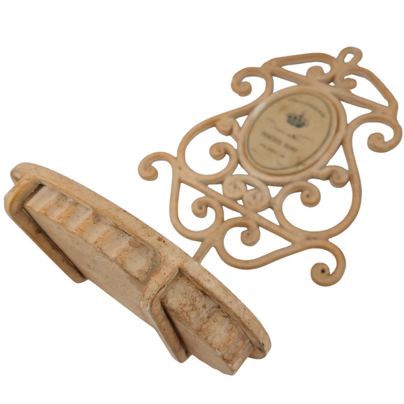 Vintage Wrought Iron Wall Mounted Soap Dish Holder – Powder Soap French Design - Picture 5 of 12